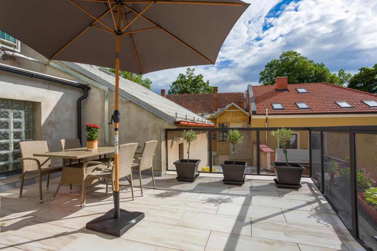 Luxusni Velky Apartman S Terasou V Centru Litomysle Exterior foto