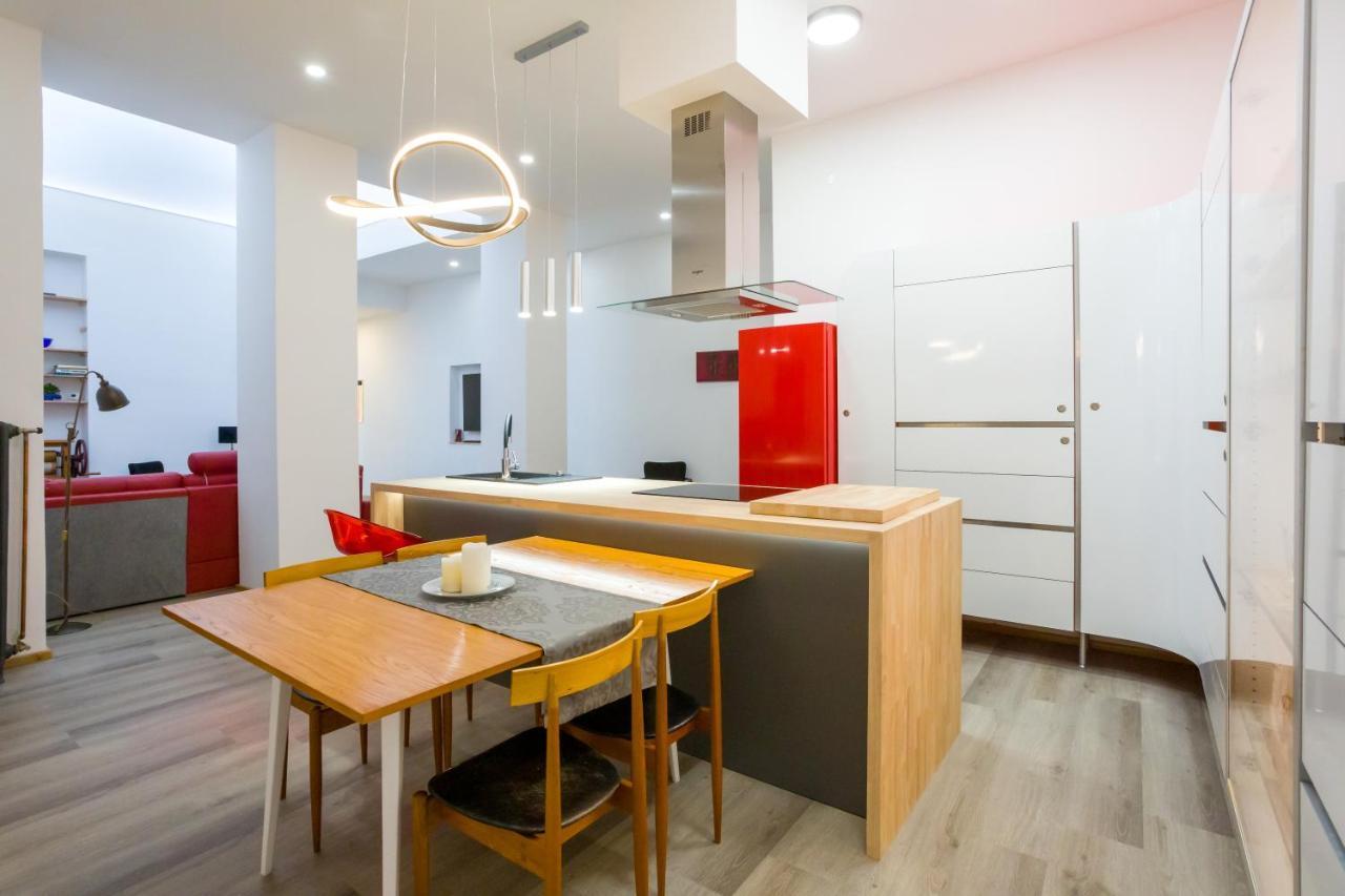 Luxusni Velky Apartman S Terasou V Centru Litomysle Exterior foto