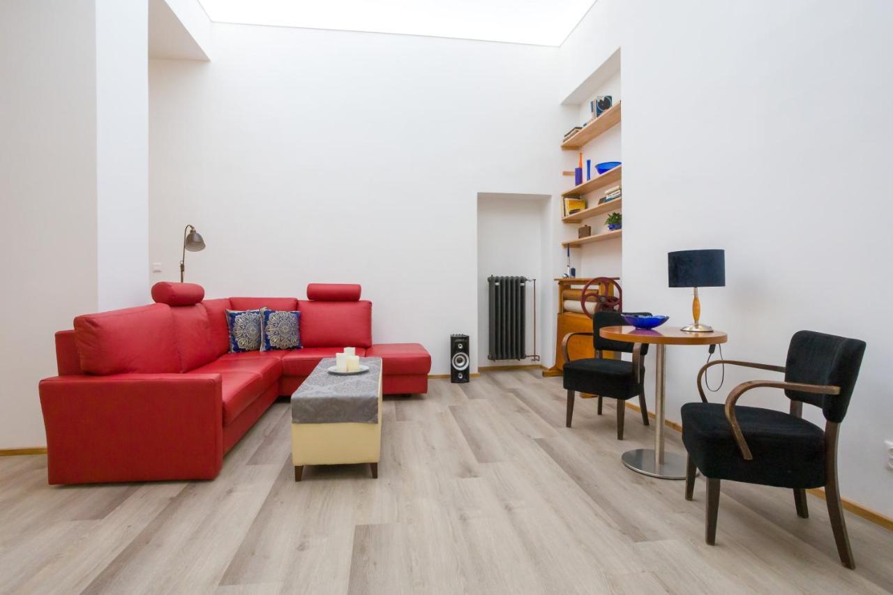 Luxusni Velky Apartman S Terasou V Centru Litomysle Exterior foto